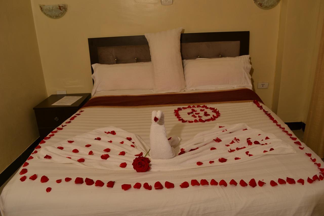 Lakemark Hotel And Tour Service Bahir Dar Exterior foto