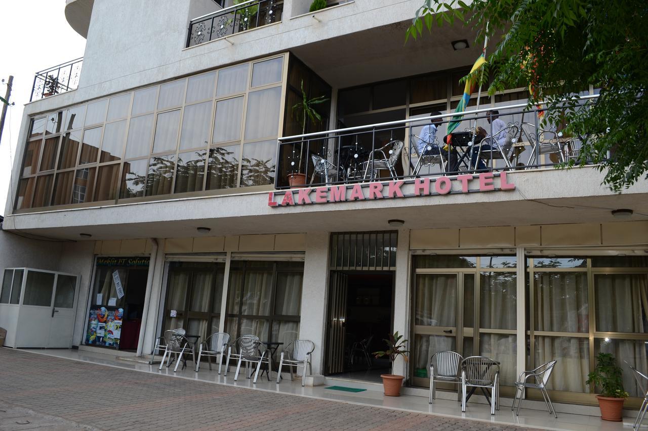 Lakemark Hotel And Tour Service Bahir Dar Exterior foto