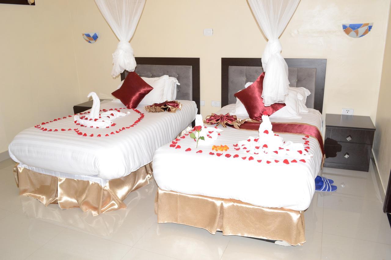 Lakemark Hotel And Tour Service Bahir Dar Exterior foto