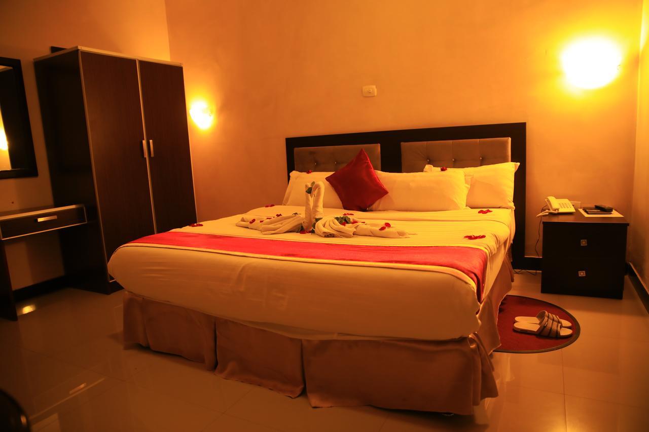 Lakemark Hotel And Tour Service Bahir Dar Exterior foto
