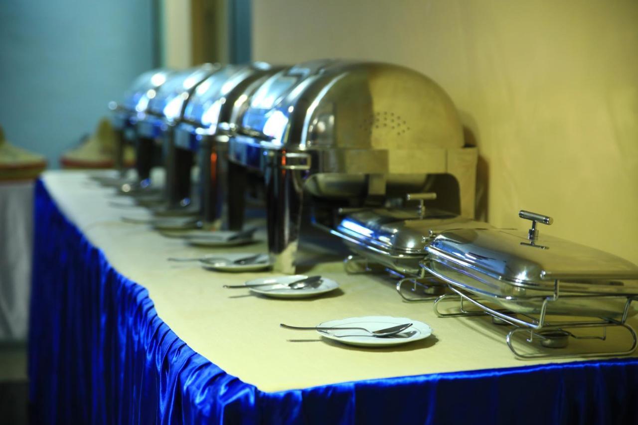 Lakemark Hotel And Tour Service Bahir Dar Exterior foto