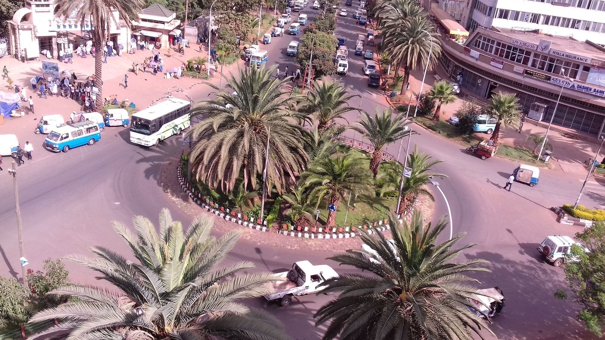 Lakemark Hotel And Tour Service Bahir Dar Exterior foto